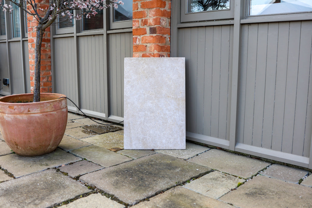 Natural Beige Limestone - 600 x 900 x 22mm