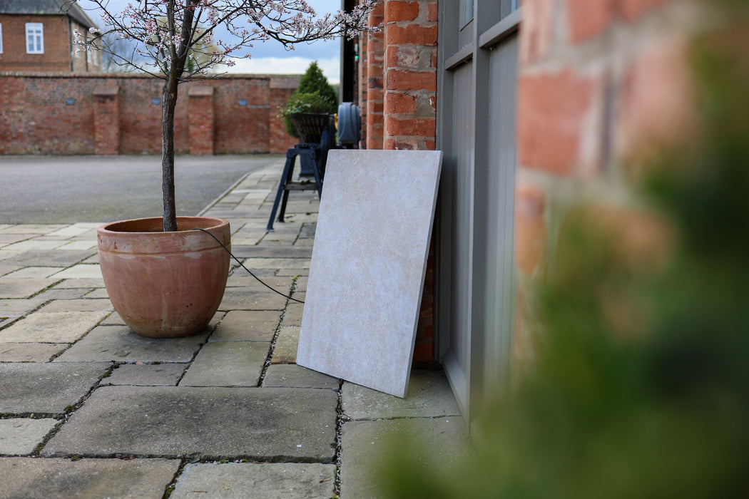 Natural Beige Limestone - 600 x 900 x 22mm