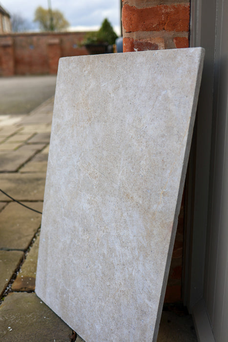Natural Beige Limestone - 600 x 900 x 22mm