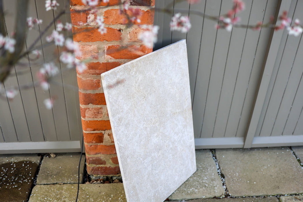 Natural Beige Limestone - 600 x 900 x 22mm